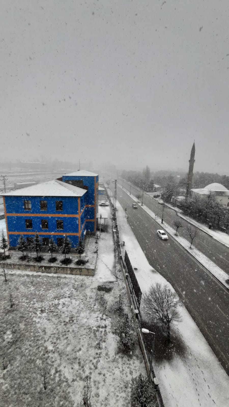 An İtibariyle Tatvan Beyazlara Büründü 