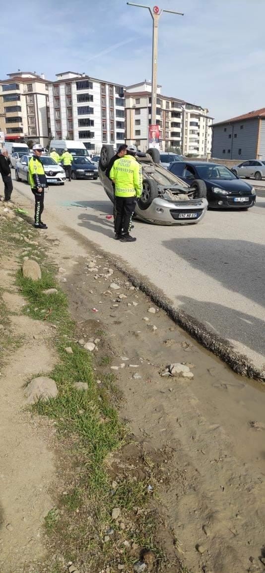 Elazığ'da otomobil ters döndü: 1 yaralı