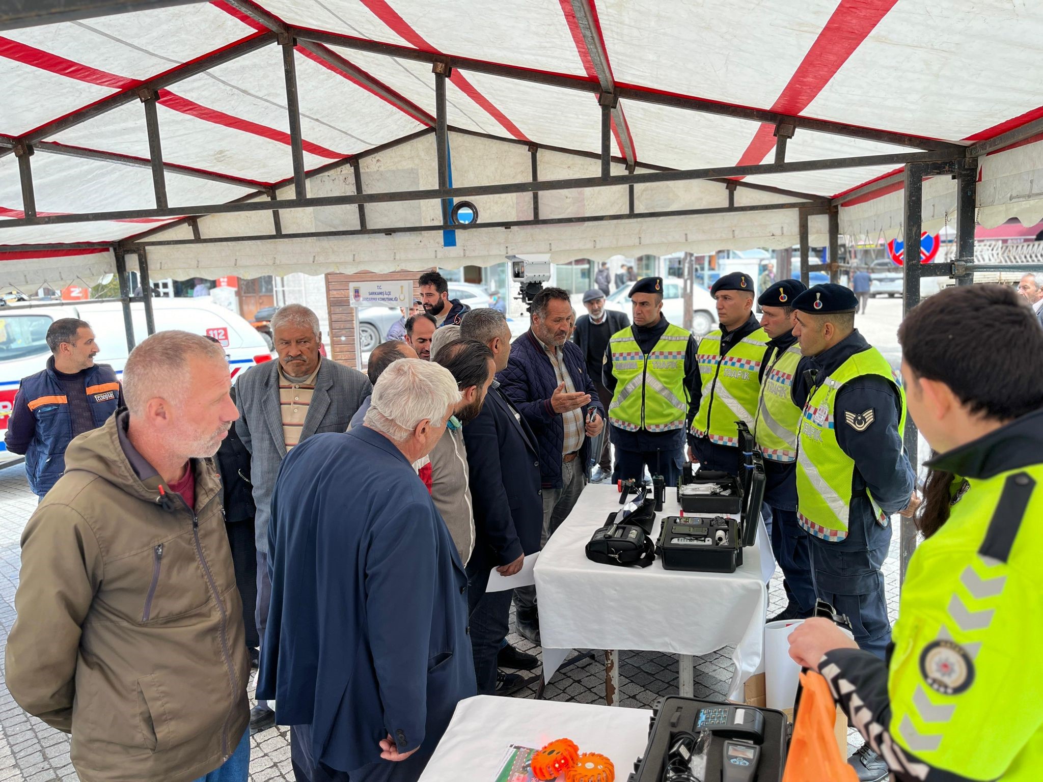 Sarıkamış'ta Trafik Haftası etkinliği düzenlendi