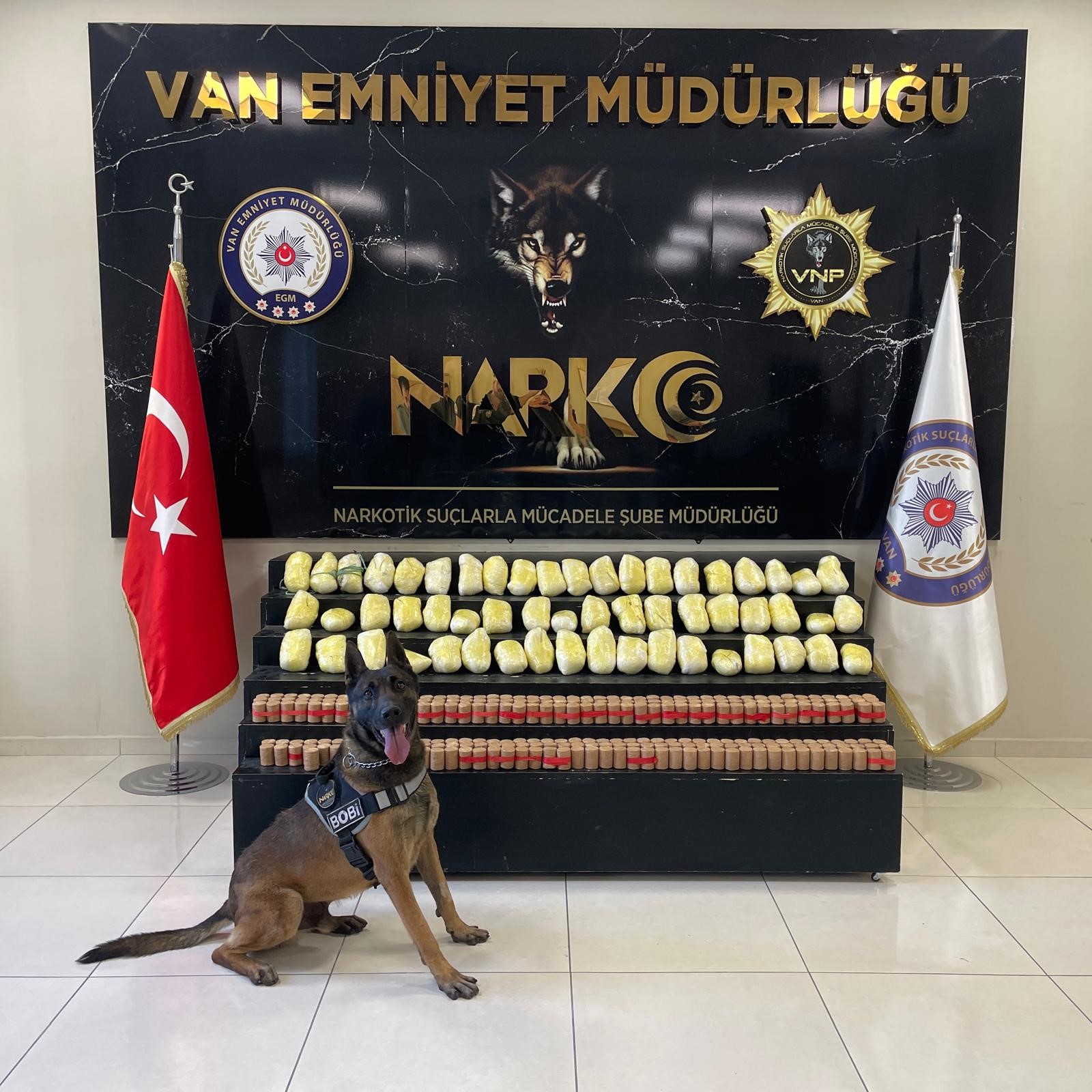 Van'da 53 kilo uyuşturucu ele geçirildi