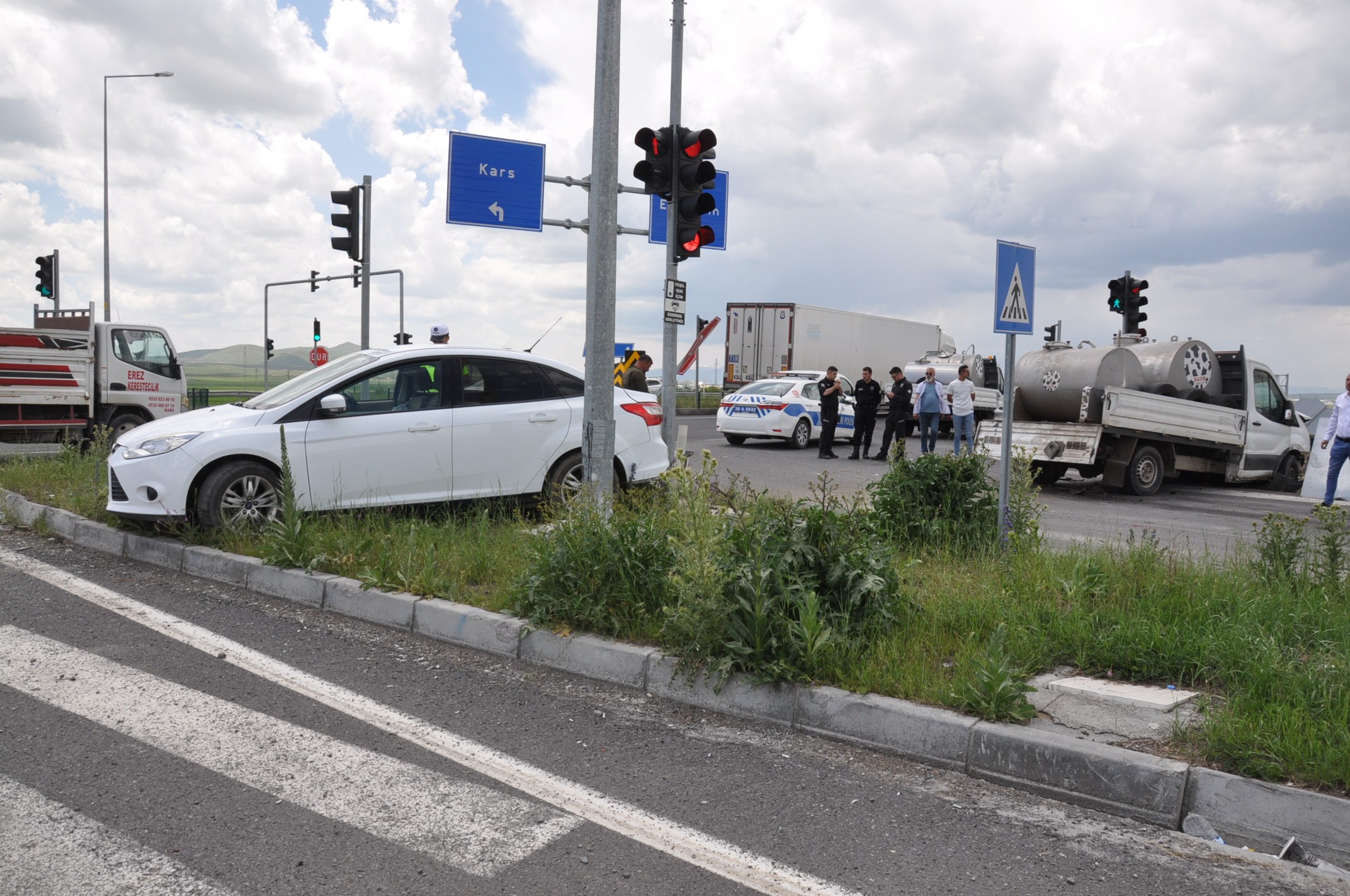 Kars'ta trafik kazası: 4 yaralı